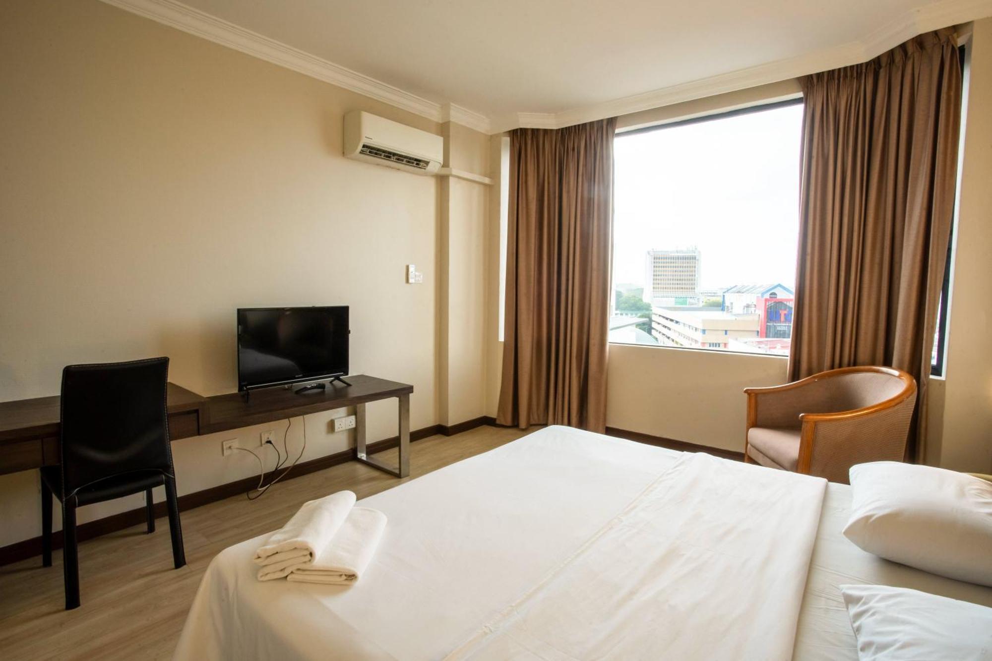 Somerset Hotel Miri Exterior foto
